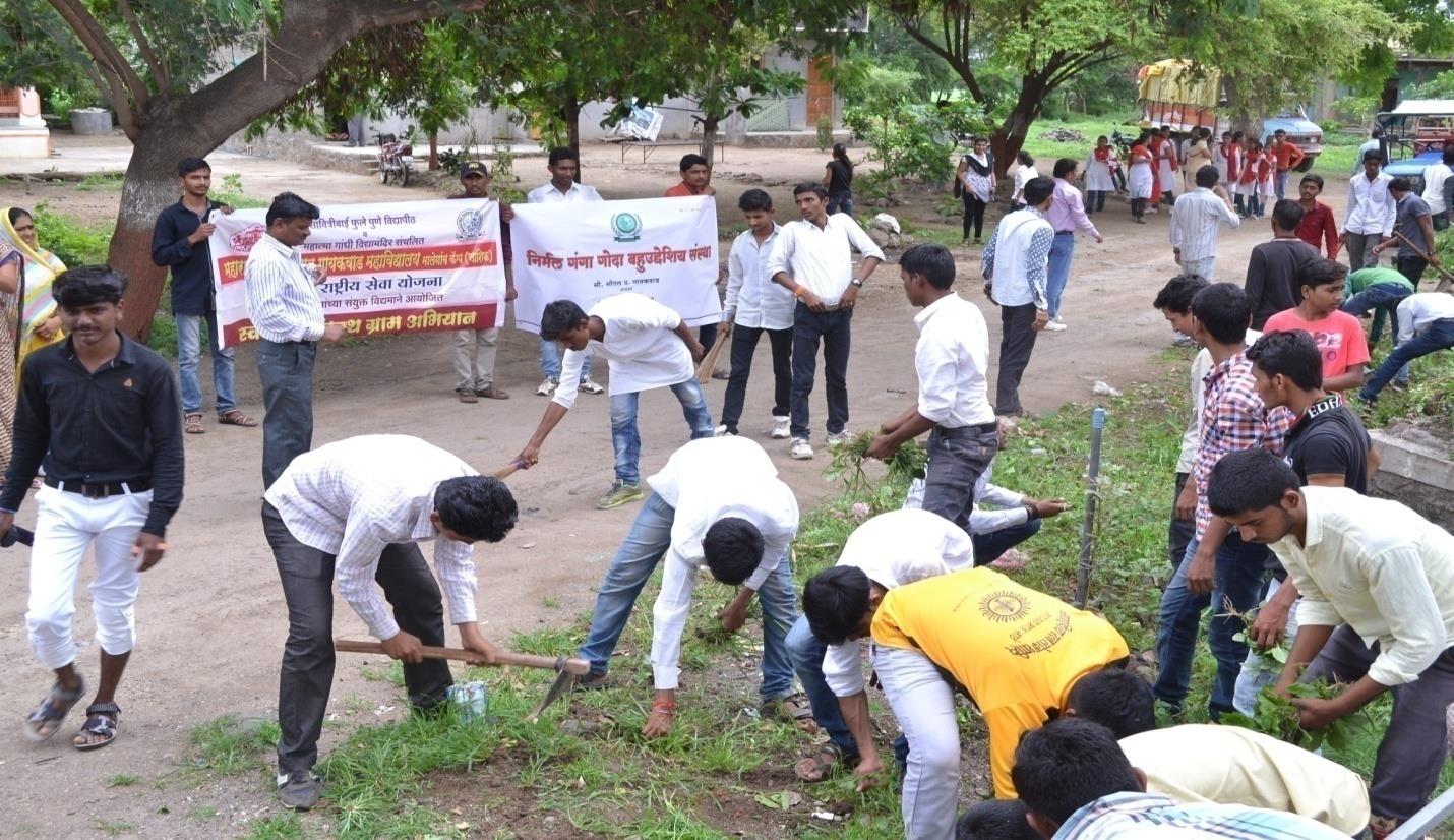 Documentary photograph of everyday infrastructure in Dhaveleshwar